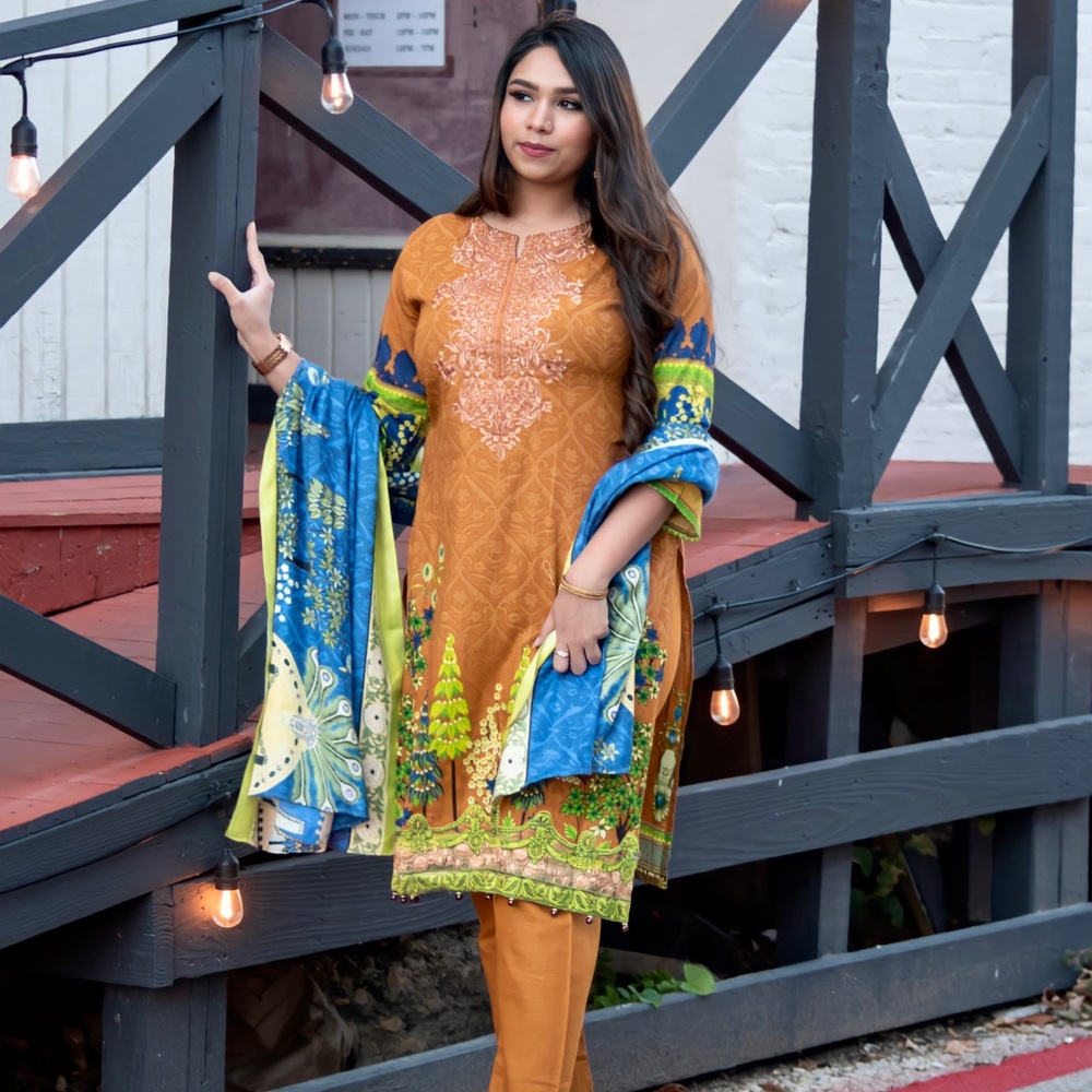 3-Piece Ethnic Suit - Khaddar W/ Embroidery